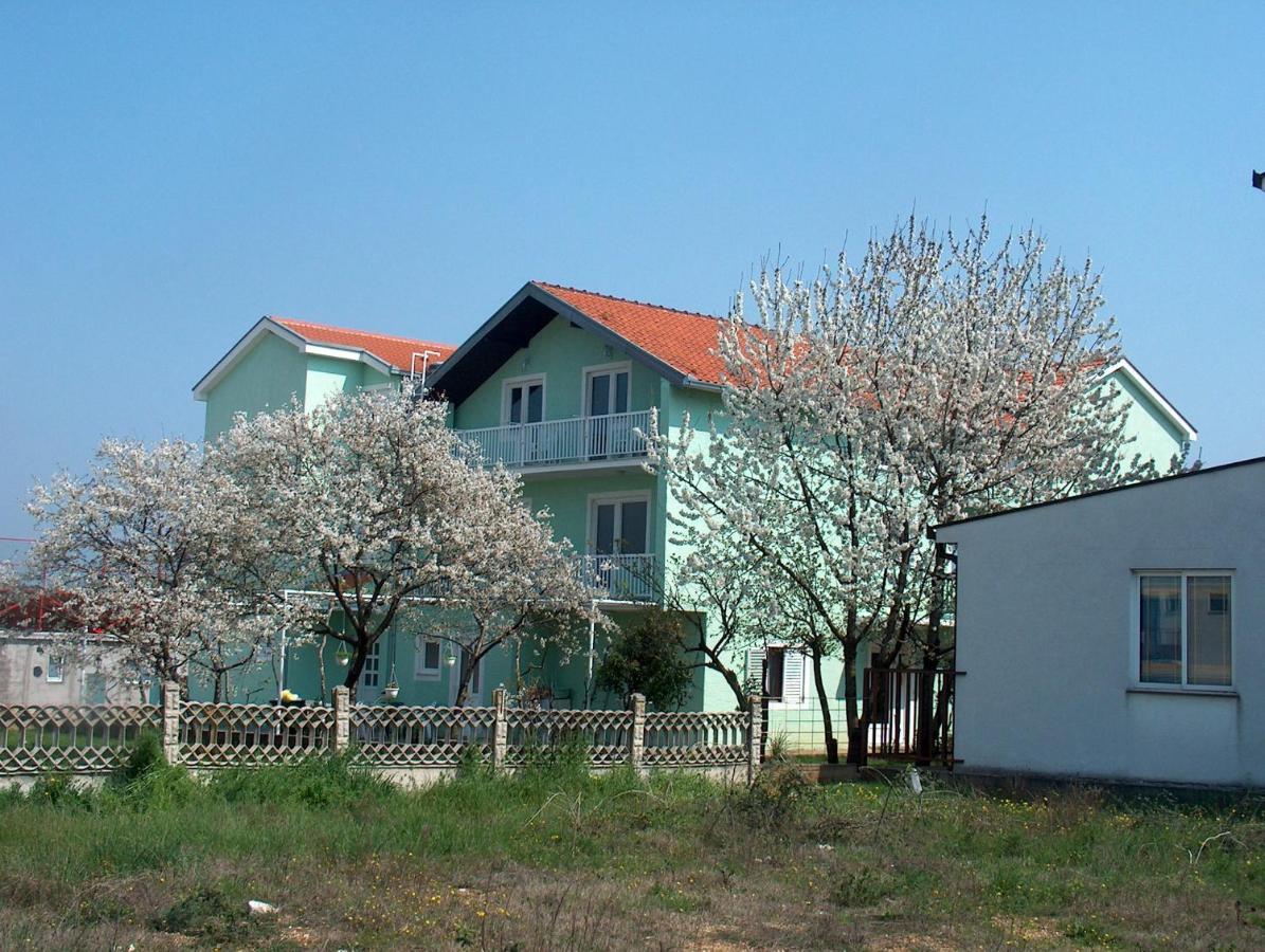 Hotel Pansion Devotions à Međugorje Extérieur photo